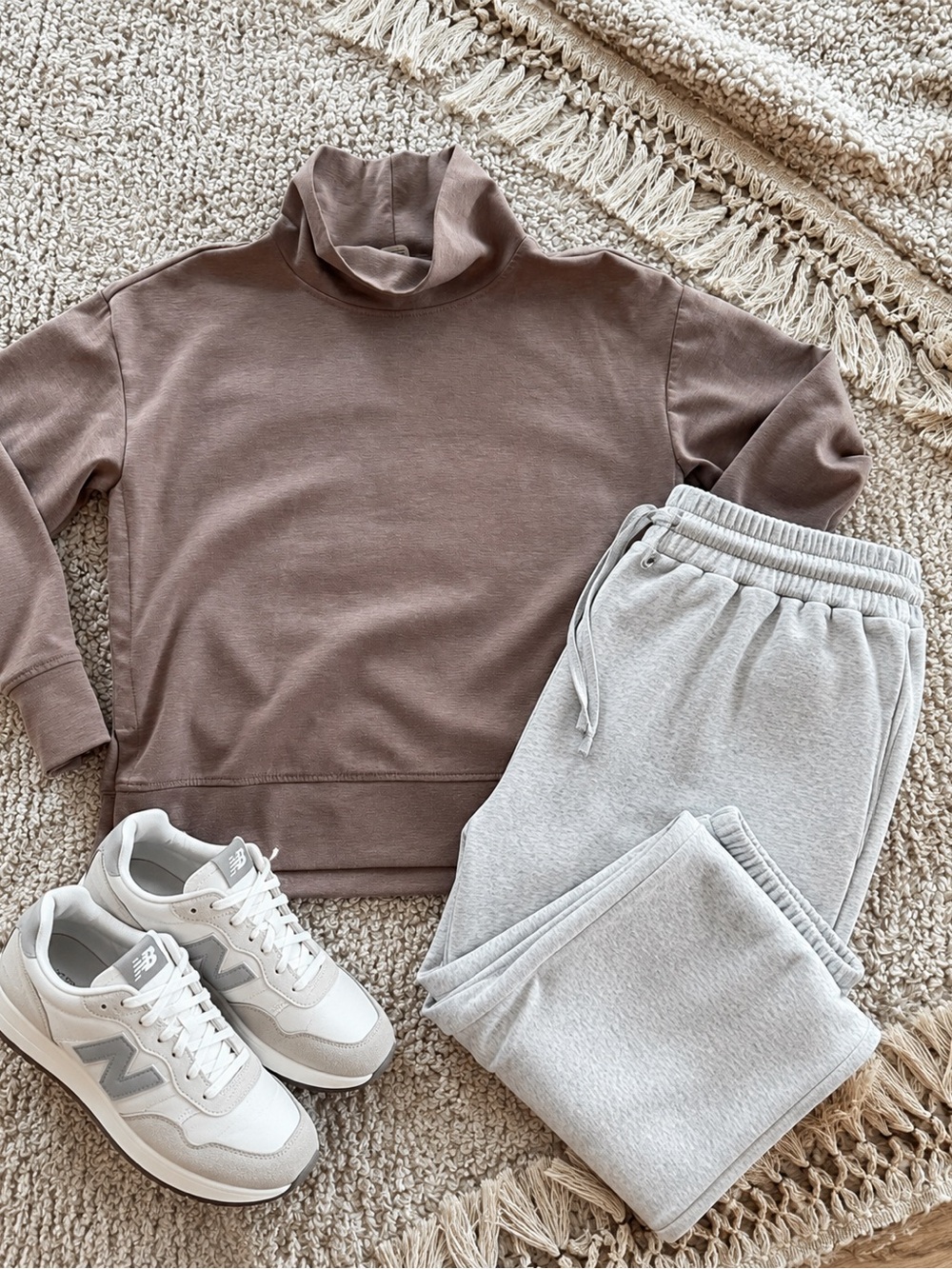 RBX Women’s Small Cowl Neck Pullover Sweatshirt Mauve Taupe Activewear Tunic - Picture 3 of 9
